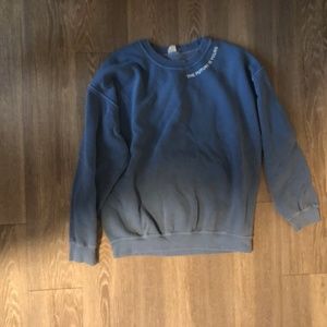 super trendy faded blue sweatshirt
